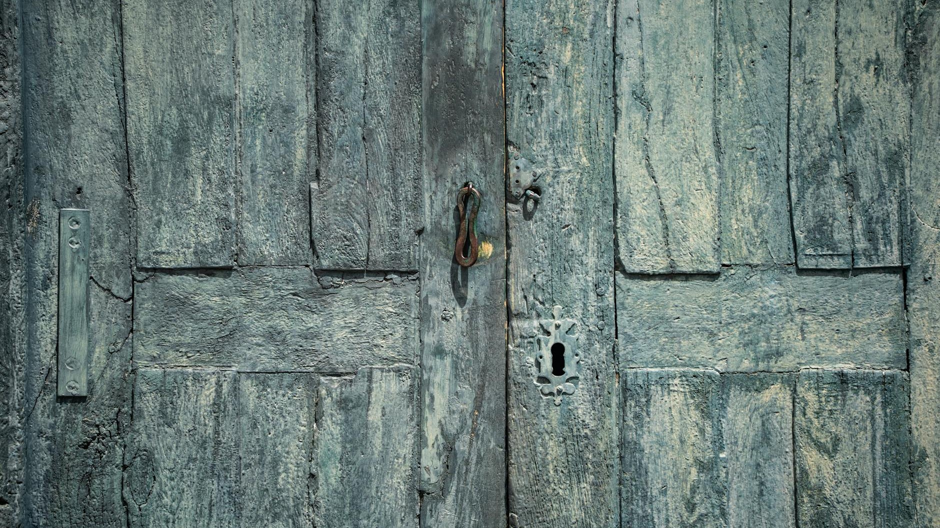 Years of Wasted Money: The Draught Excluder Detail That Changes Everything