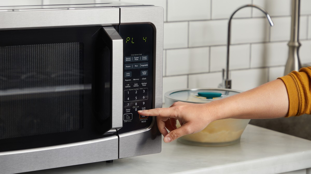 The Forgotten Microwave Button That's Ruining Your Food—and How to Fix It