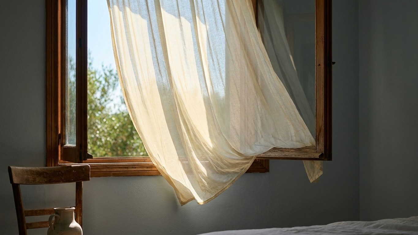 Why Your Grandmother's Wet Sheet Trick Actually Works: The Physics Behind a Century-Old Cooling Hack